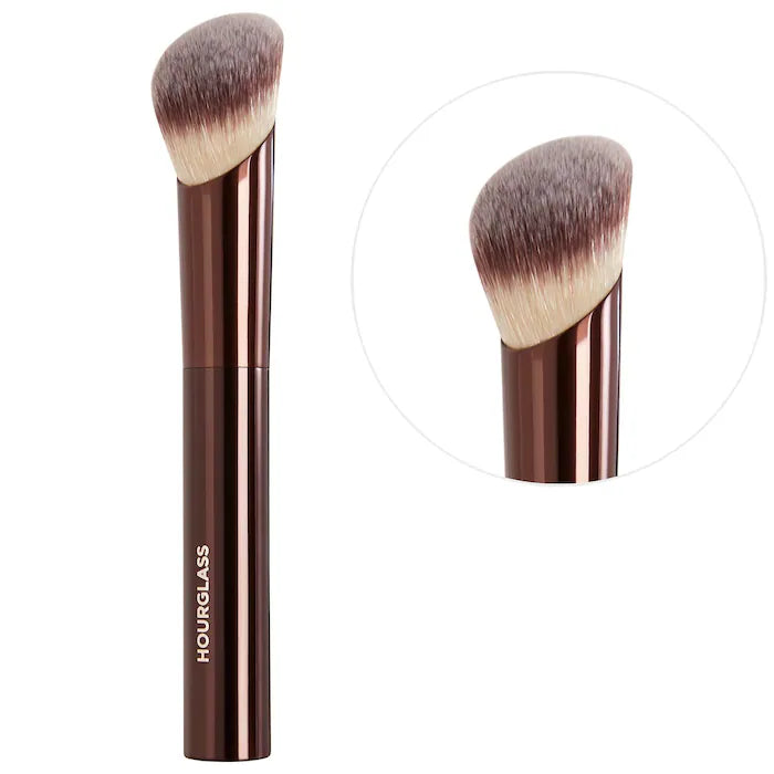 SOBRE PEDIDO - Ambient Soft Glow Foundation Brush - Hourglass