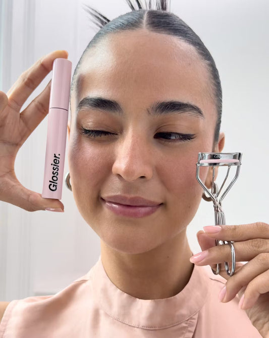 SOBRE PEDIDO - The Lash Kit - Glossier