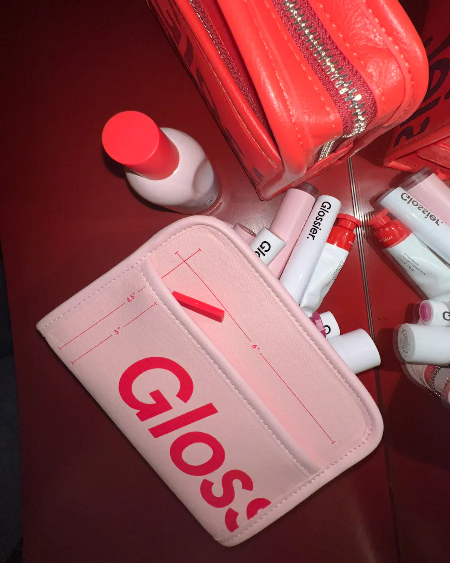 Mini Beauty Bag Rosa - Glossier